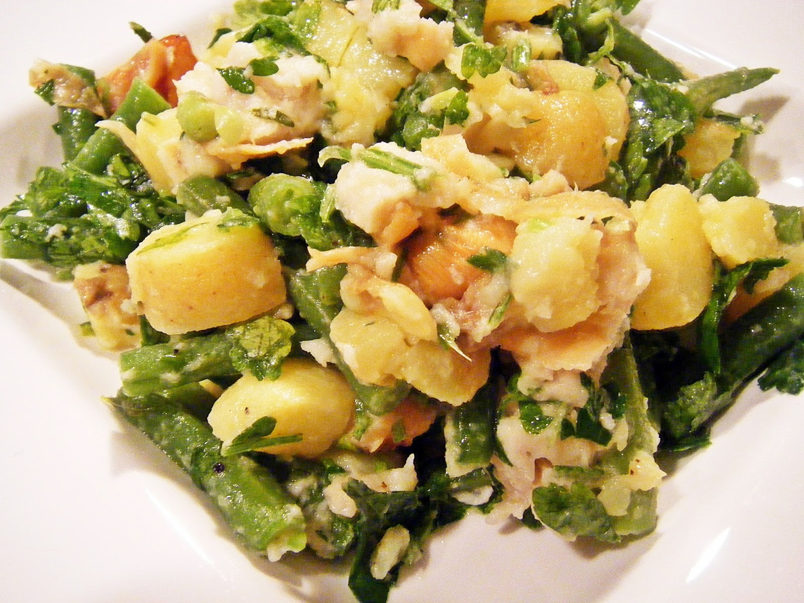 Kartoffel-Bohnen-Salat mit Räucherfisch | Sugar &amp; Spice