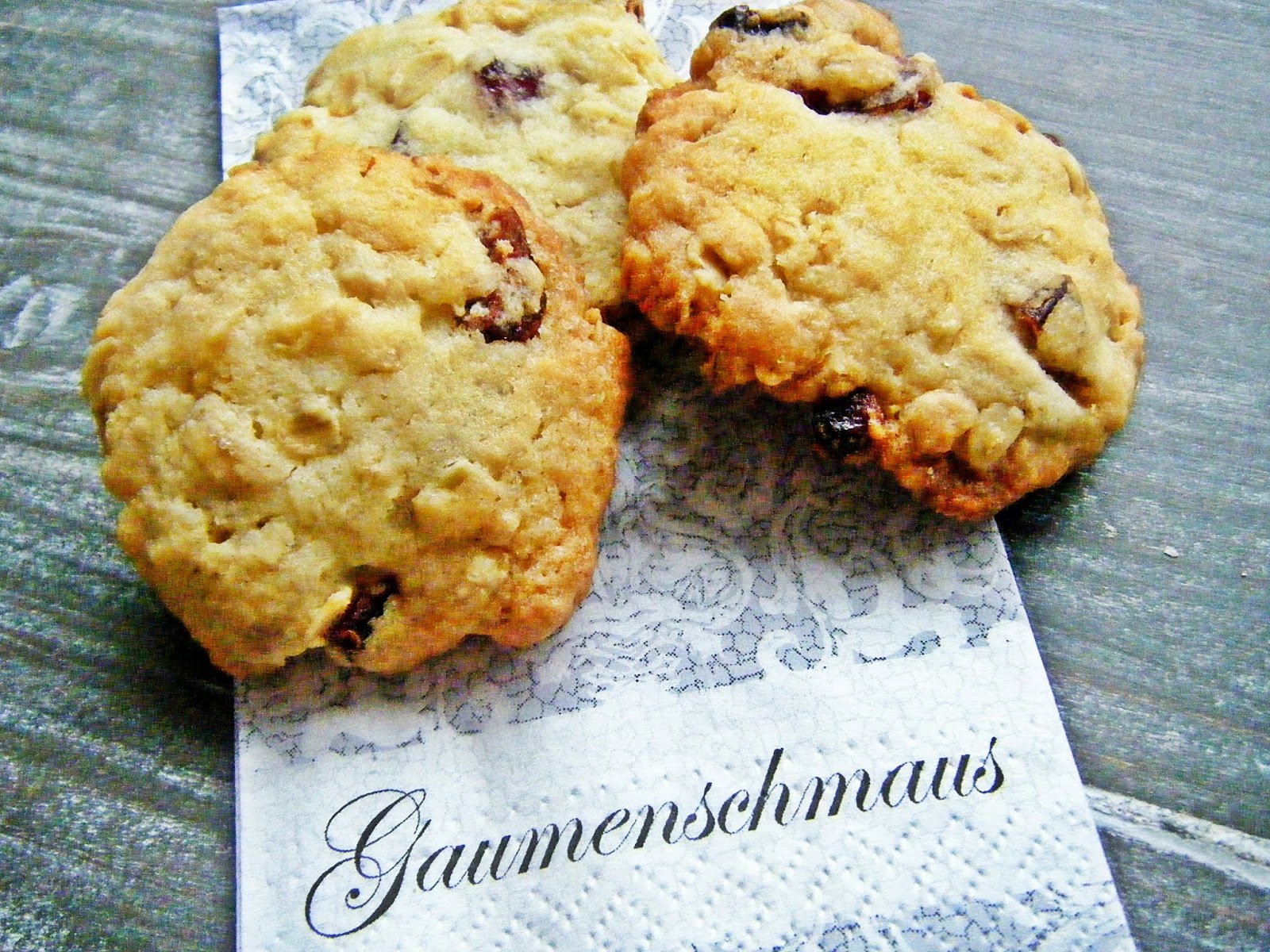 Cranberry-Haferflocken-Cookies mit Fleur de Sel | Sugar &amp; Spice