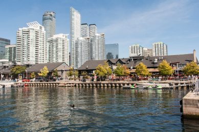 Bild 6 Toronto Harbourfront mit ehemaligen Lagerhäusern
